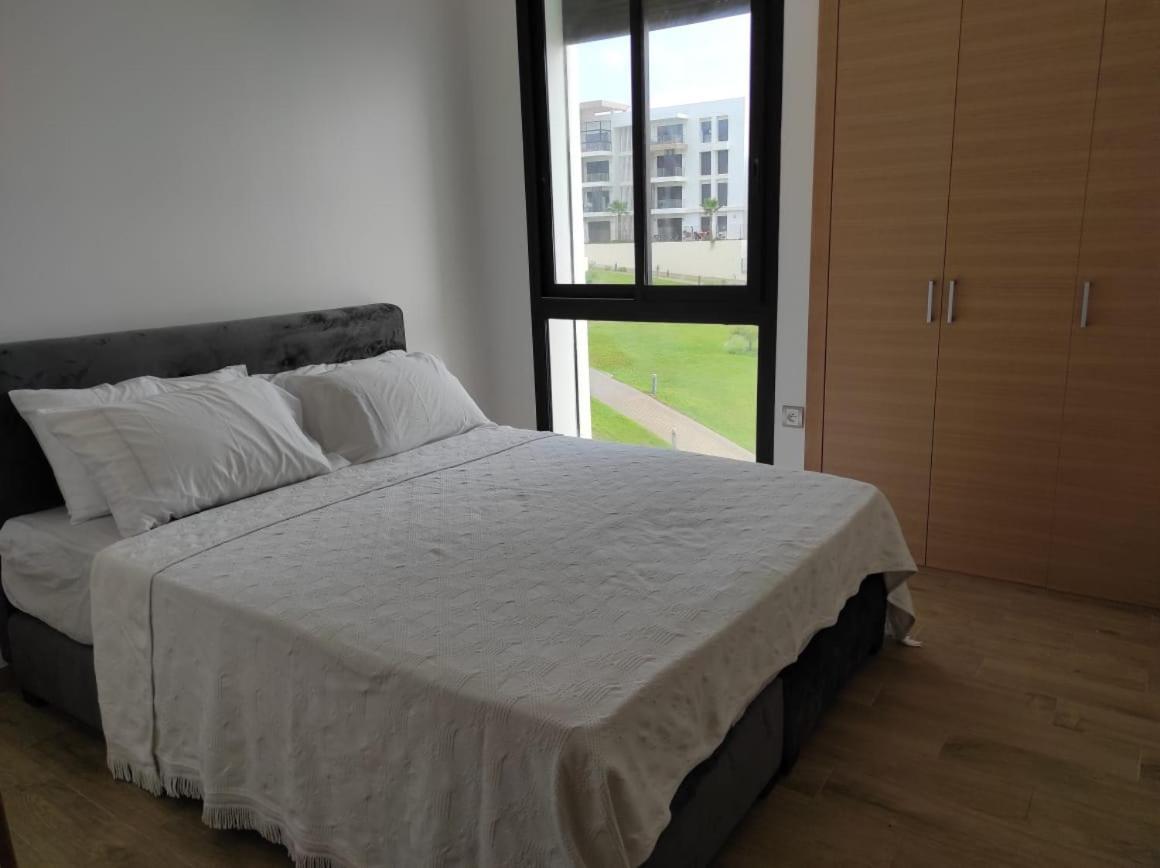 Bel Appartement A Plage Des Nation Salé Buitenkant foto